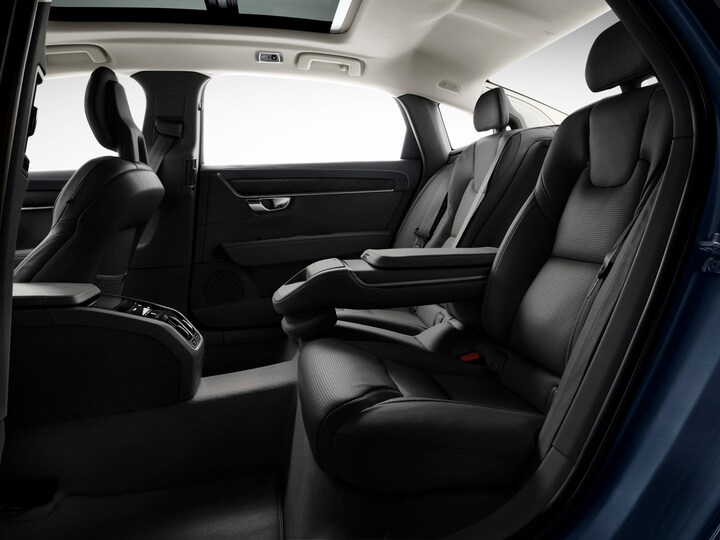 Mears Select Luxury Volvo Sedan Interior in Orlando, Florida